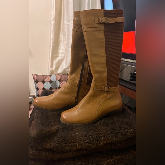 Never been worn Aetrex cognac tall leather ride boot - Picture 3 of 4